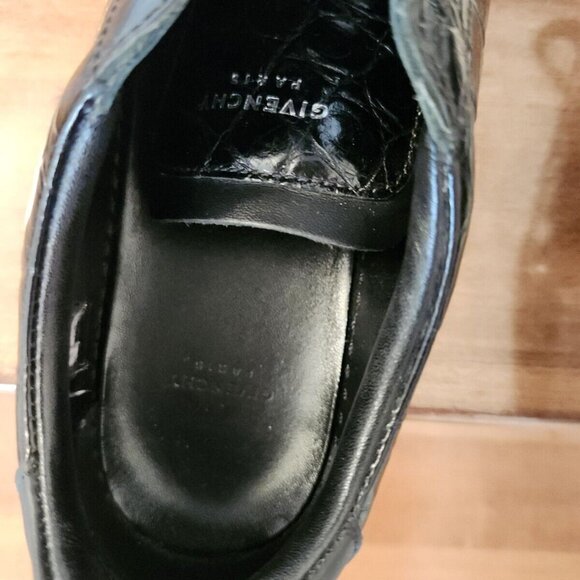 Givenchy women's black leather sneakers in size 36.5 - Picture 11 of 12